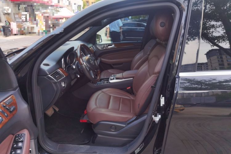 Used Mercedes-Benz M-Class 2014 ML 400 4MATIC Luxury Model Left Front Seat