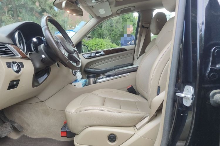 Used Mercedes-Benz M-Class 2014 ML 400 4MATIC Dynamic Model Left Front Seat