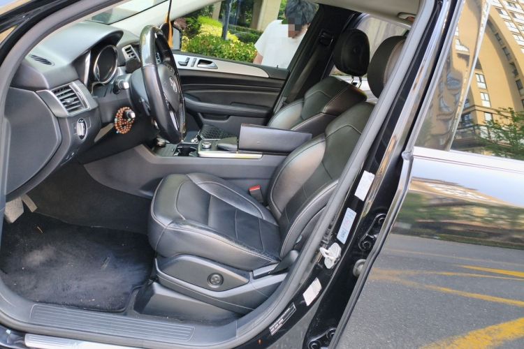 Used Mercedes-Benz M-Class 2014 ML 320 4MATIC Left Front Seat