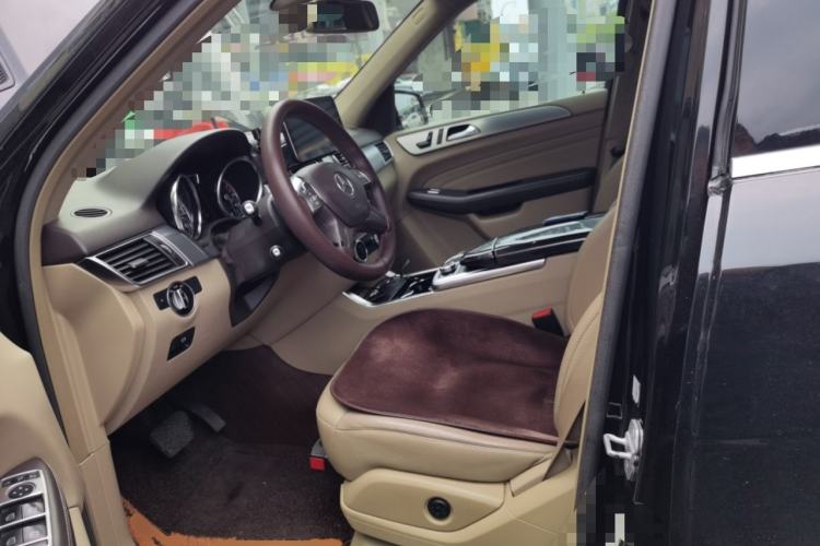 Used Mercedes-Benz M-Class 2014 ML 320 4MATIC Left Front Seat