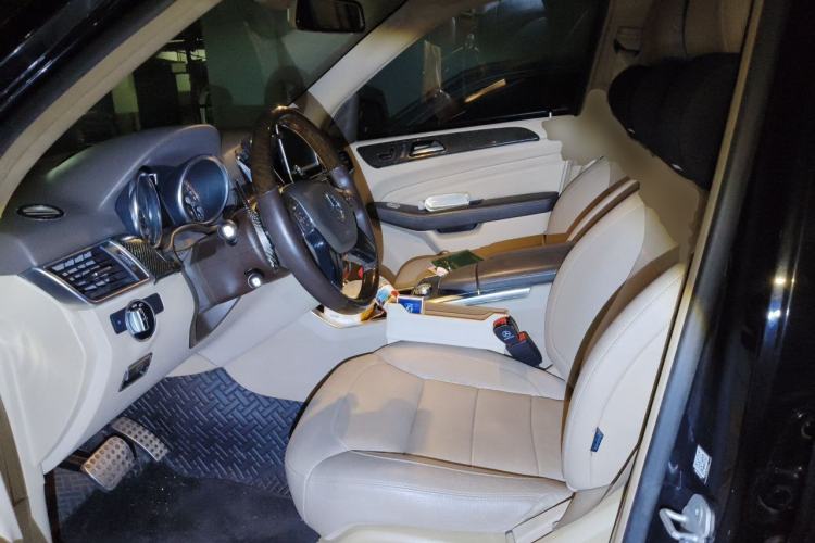 Used Mercedes-Benz M-Class 2014 ML 320 4MATIC Left Front Seat