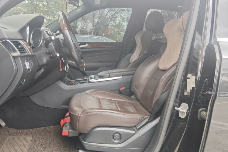 Used Mercedes-Benz M-Class 2014 ML 400 4MATIC Luxury Model Left Front Seat