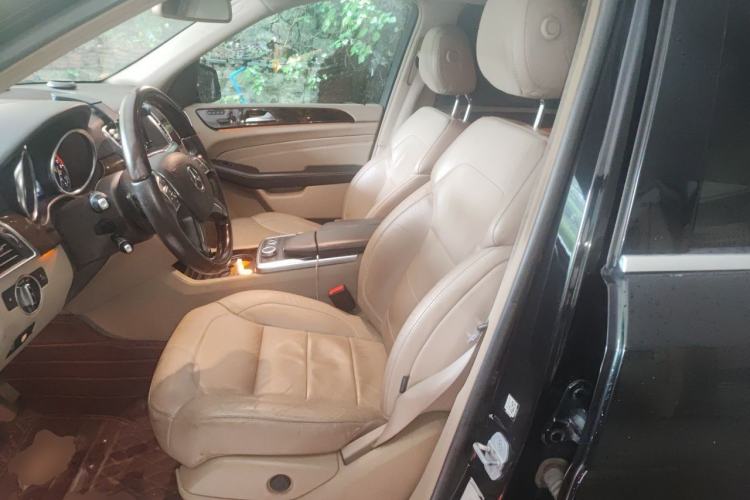 Used Mercedes-Benz M-Class 2014 ML 400 4MATIC Luxury Model Left Front Seat