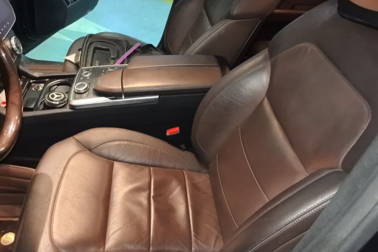 Used Mercedes-Benz M-Class 2014 ML 400 4MATIC Luxury Model Left Front Seat