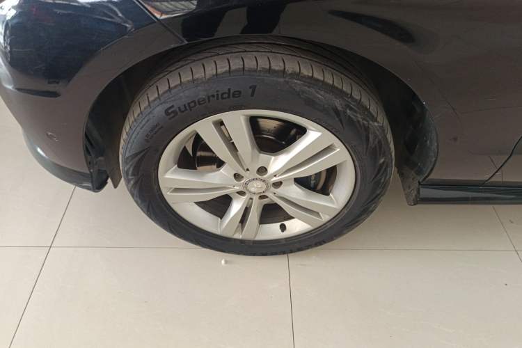 Used Mercedes-Benz M-Class 2014 ML 350 CDI 4MATIC Left Front Wheel Hub