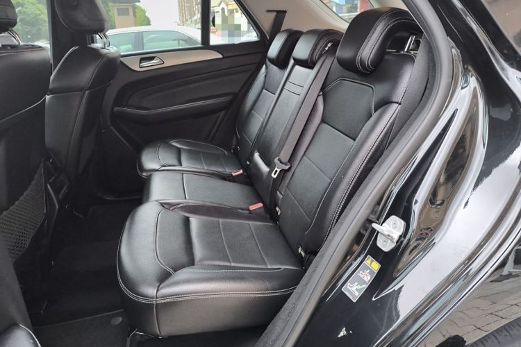 Used Mercedes-Benz M-Class 2014 ML 320 4MATIC Left Rear Seat