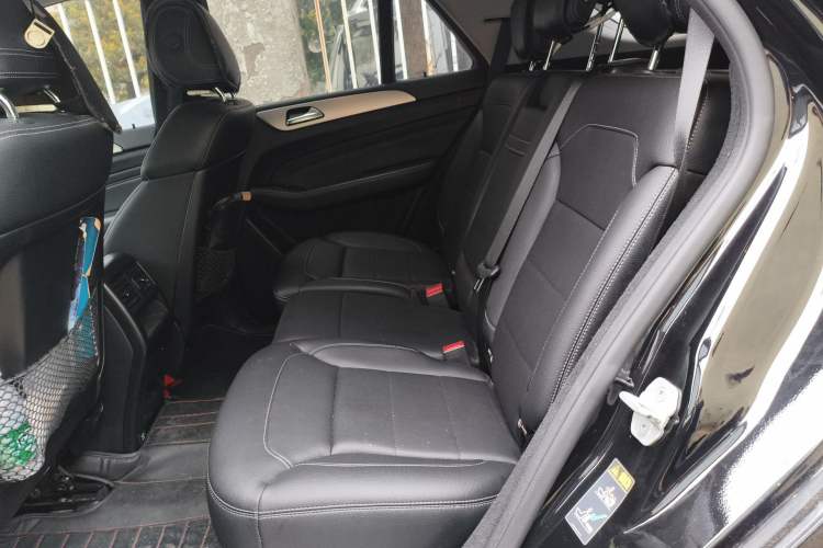 Used Mercedes-Benz M-Class 2014 ML 320 4MATIC Left Rear Seat
