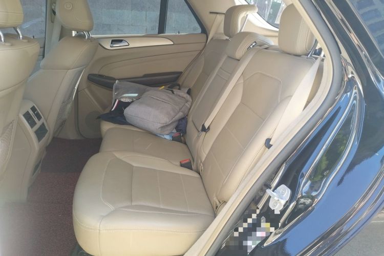 Used Mercedes-Benz M-Class 2014 ML 320 4MATIC Left Rear Seat