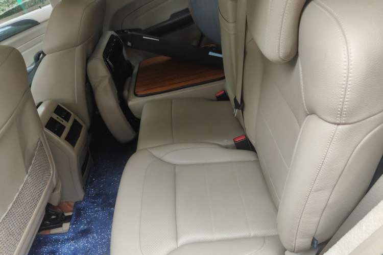Used Mercedes-Benz M-Class 2014 ML 350 CDI 4MATIC Left Rear Seat
