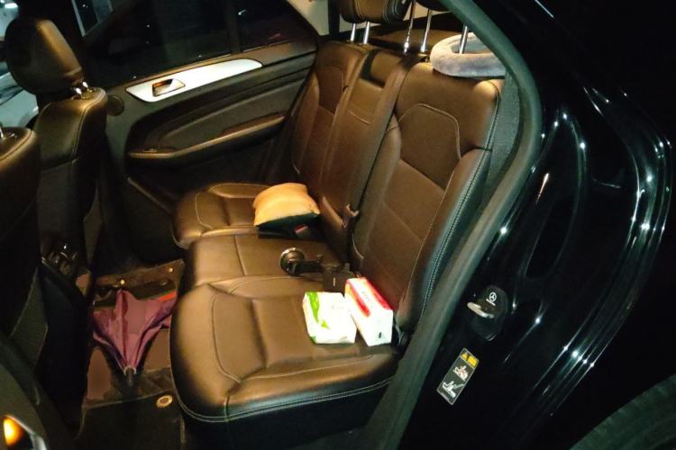 Used Mercedes-Benz M-Class 2014 ML 320 4MATIC Left Rear Seat