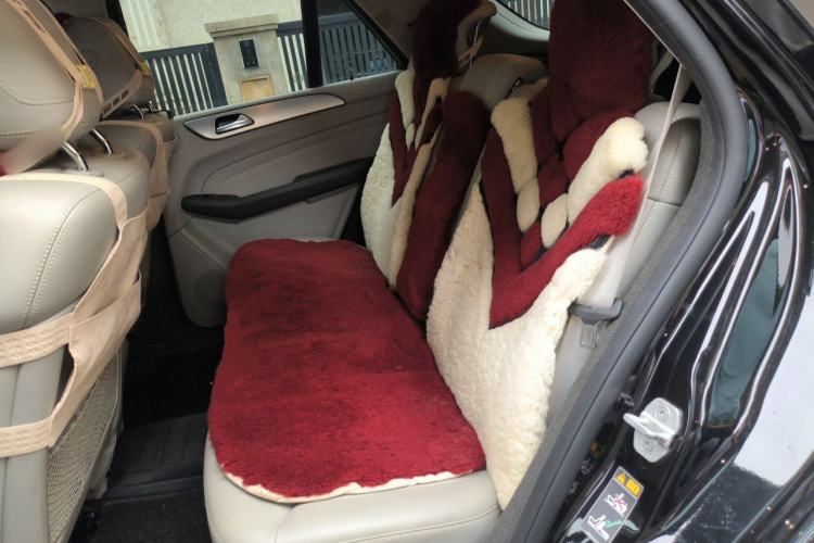 Used Mercedes-Benz M-Class 2014 ML 320 4MATIC Left Rear Seat