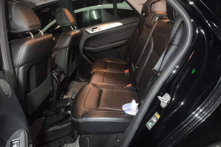 Used Mercedes-Benz M-Class 2014 ML 320 4MATIC Left Rear Seat
