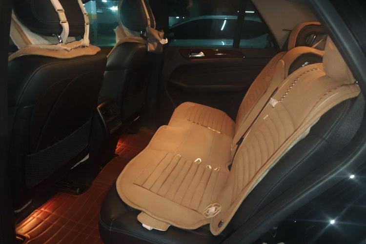 Used Mercedes-Benz M-Class 2014 ML 400 4MATIC Luxury Model Left Rear Seat
