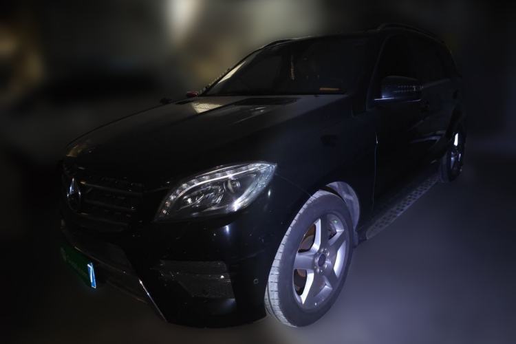 Used Mercedes-Benz M-Class 2014 ML 400 4MATIC Luxury Model Guazi used car, China used car export, Used car for sale, Used cars, Cheapest cars for sale