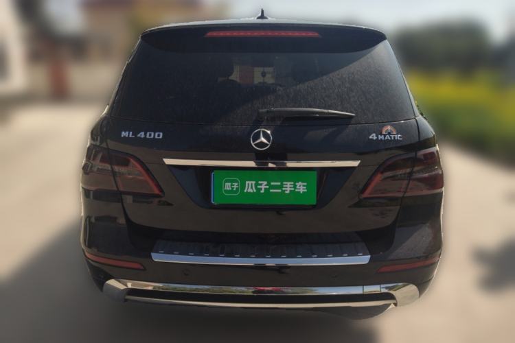 Used Mercedes-Benz M-Class 2014 ML 400 4MATIC Luxury Model Rear