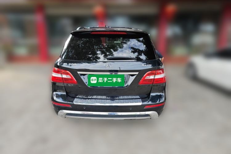 Used Mercedes-Benz M-Class 2014 ML 400 4MATIC Luxury Model Rear