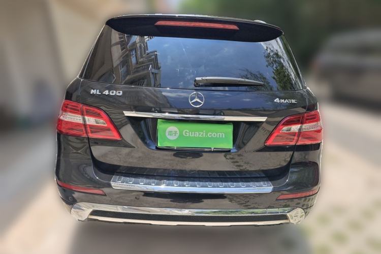 Used Mercedes-Benz M-Class 2014 ML 400 4MATIC Luxury Model Rear