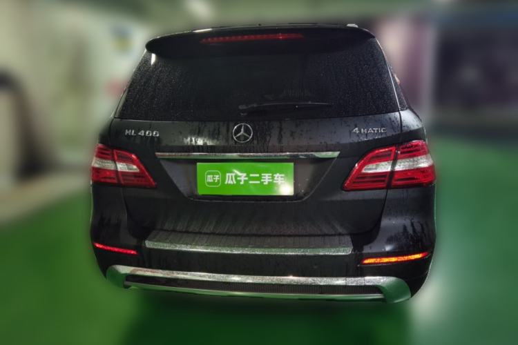 Used Mercedes-Benz M-Class 2014 ML 400 4MATIC Luxury Model Rear