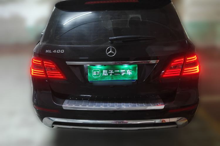 Used Mercedes-Benz M-Class 2014 ML 400 4MATIC Dynamic Model Rear