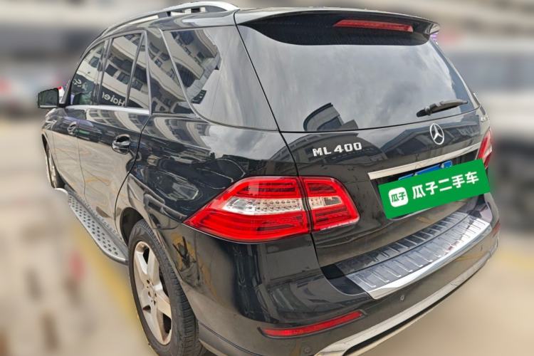 Used Mercedes-Benz M-Class 2014 ML 400 4MATIC Luxury Model Rear Left 45 Deg