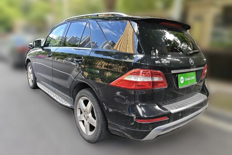Used Mercedes-Benz M-Class 2014 ML 400 4MATIC Luxury Model Rear Left 45 Deg