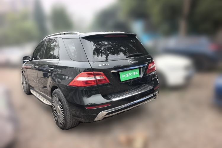 Used Mercedes-Benz M-Class 2014 ML 400 4MATIC Dynamic Model Rear Left 45 Deg