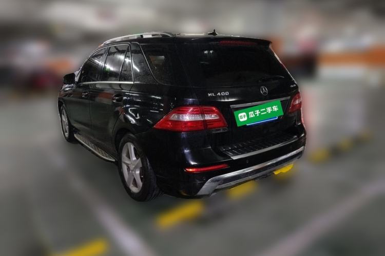 Used Mercedes-Benz M-Class 2014 ML 400 4MATIC Dynamic Model Rear Left 45 Deg