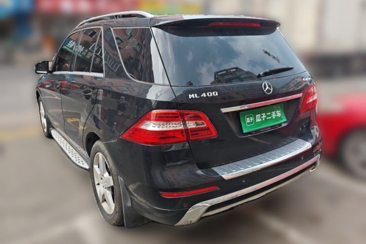 Used Mercedes-Benz M-Class 2014 ML 400 4MATIC Luxury Model Rear Left 45 Deg