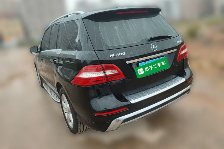 Used Mercedes-Benz M-Class 2014 ML 400 4MATIC Dynamic Model Rear Left 45 Deg