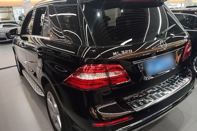 Used Mercedes-Benz M-Class 2014 ML 320 4MATIC Rear Left 45 Deg