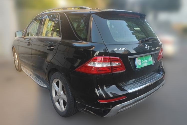 Used Mercedes-Benz M-Class 2014 ML 400 4MATIC Dynamic Model Rear Left 45 Deg