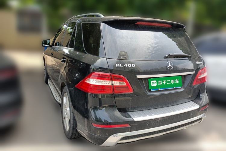 Used Mercedes-Benz M-Class 2014 ML 400 4MATIC Luxury Model Rear Left 45 Deg