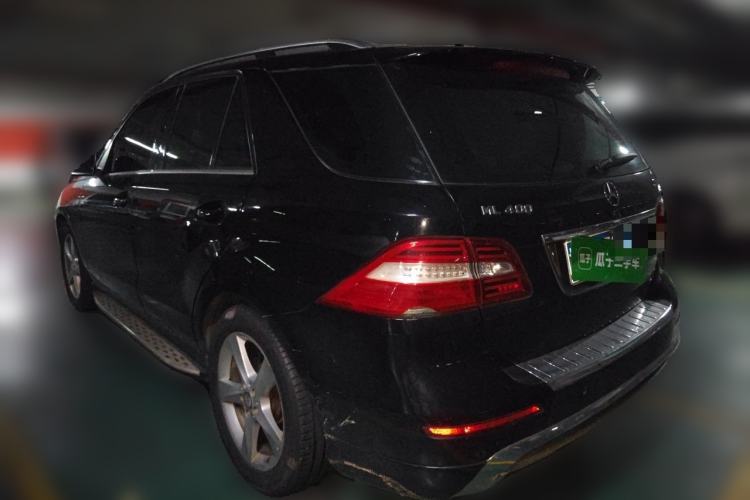 Used Mercedes-Benz M-Class 2014 ML 400 4MATIC Dynamic Model Rear Left 45 Deg