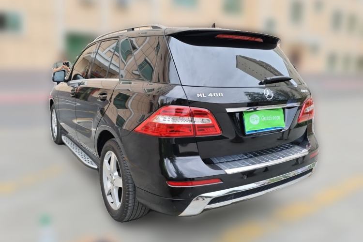 Used Mercedes-Benz M-Class 2014 ML 400 4MATIC Luxury Model Rear Left 45 Deg