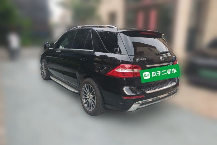 Used Mercedes-Benz M-Class 2014 ML 400 4MATIC Luxury Model Rear Left 45 Deg