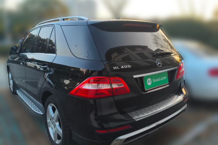 Used Mercedes-Benz M-Class 2014 ML 400 4MATIC Luxury Model Rear Left 45 Deg