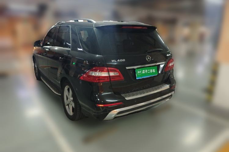 Used Mercedes-Benz M-Class 2014 ML 400 4MATIC Dynamic Model Rear Left 45 Deg