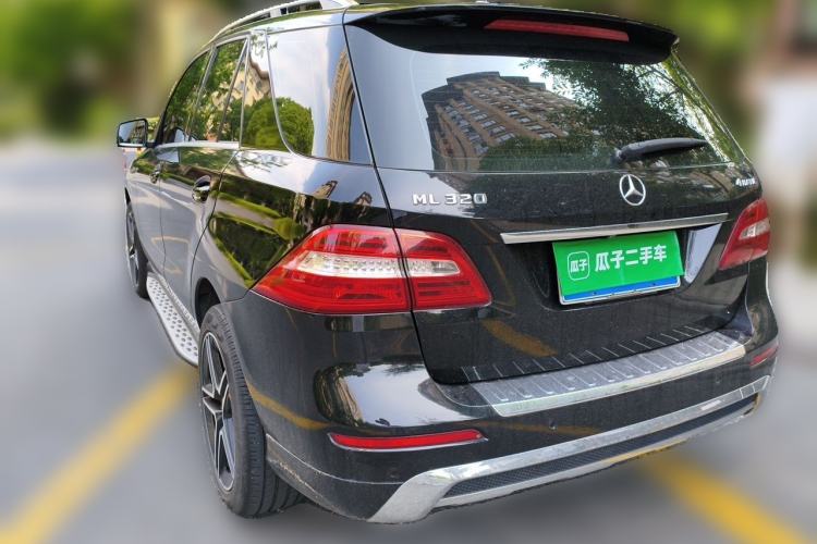 Used Mercedes-Benz M-Class 2014 ML 320 4MATIC Rear Left 45 Deg