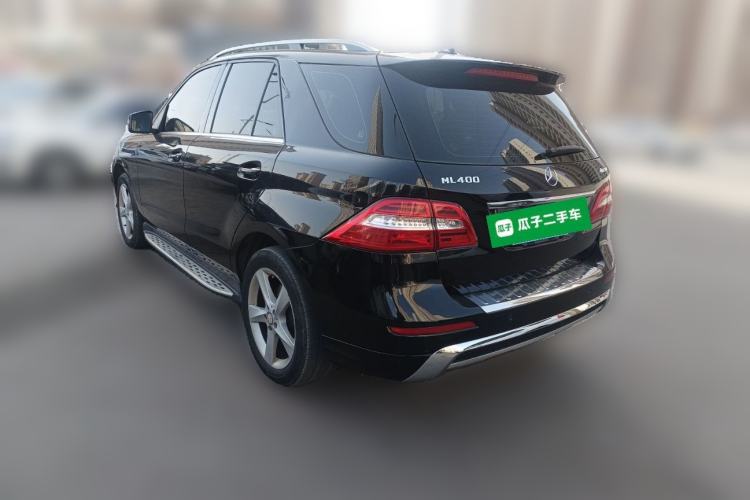Used Mercedes-Benz M-Class 2014 ML 400 4MATIC Dynamic Model Rear Left 45 Deg