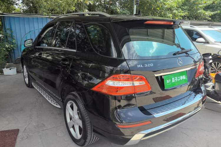Used Mercedes-Benz M-Class 2014 ML 320 4MATIC Rear Left 45 Deg