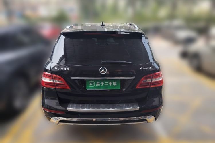 Used Mercedes-Benz M-Class 2014 ML 400 4MATIC Luxury Model Rear