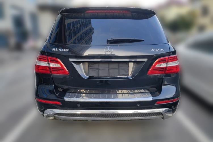 Used Mercedes-Benz M-Class 2014 ML 400 4MATIC Dynamic Model Rear