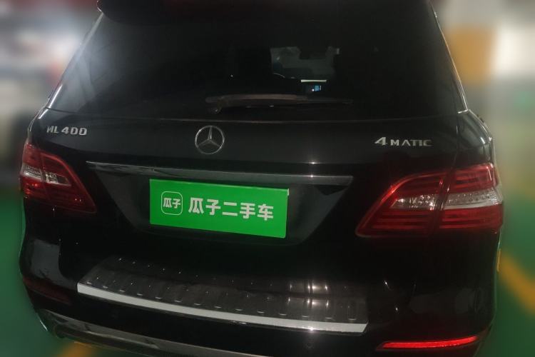 Used Mercedes-Benz M-Class 2014 ML 400 4MATIC Luxury Model Rear