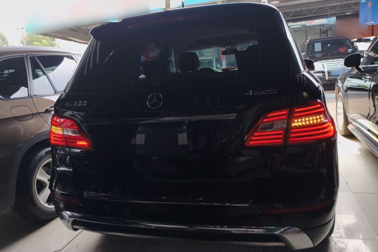 Used Mercedes-Benz M-Class 2014 ML 320 4MATIC Rear