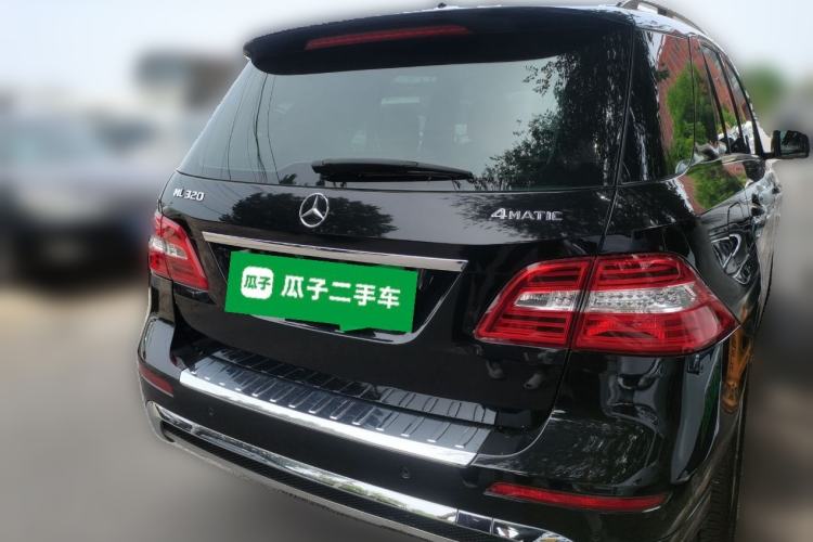 Used Mercedes-Benz M-Class 2014 ML 320 4MATIC Rear Right 45 Deg