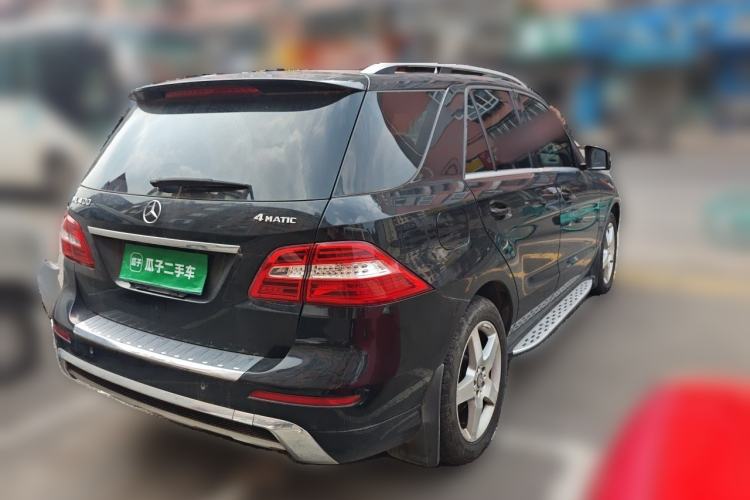 Used Mercedes-Benz M-Class 2014 ML 400 4MATIC Luxury Model Rear Right 45 Deg