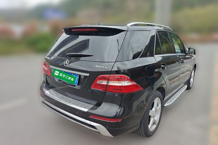 Used Mercedes-Benz M-Class 2014 ML 400 4MATIC Luxury Model Rear Right 45 Deg