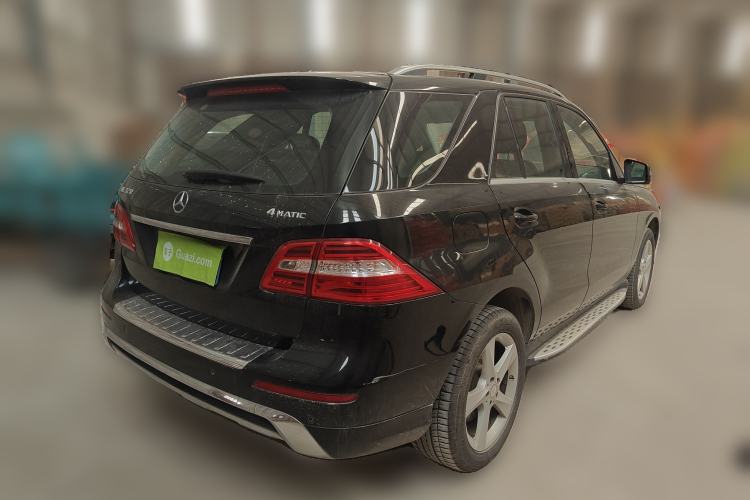 Used Mercedes-Benz M-Class 2014 ML 320 4MATIC Rear Right 45 Deg
