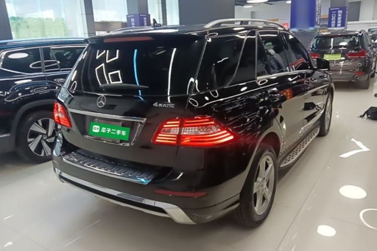 Used Mercedes-Benz M-Class 2014 ML 320 4MATIC Rear Right 45 Deg