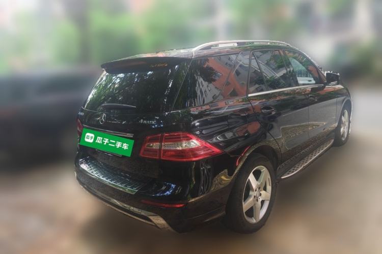 Used Mercedes-Benz M-Class 2014 ML 400 4MATIC Luxury Model Rear Right 45 Deg